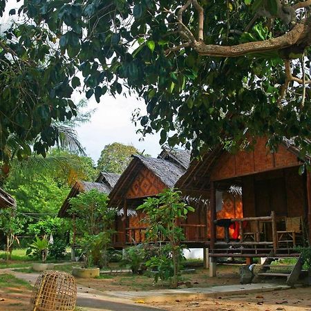 Sea Culture Hotell Ko Lanta Exteriör bild
